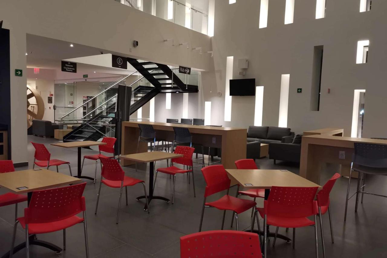 Ramada Encore By Wyndham Guadalajara Aeropuerto Las Pintas 외부 사진