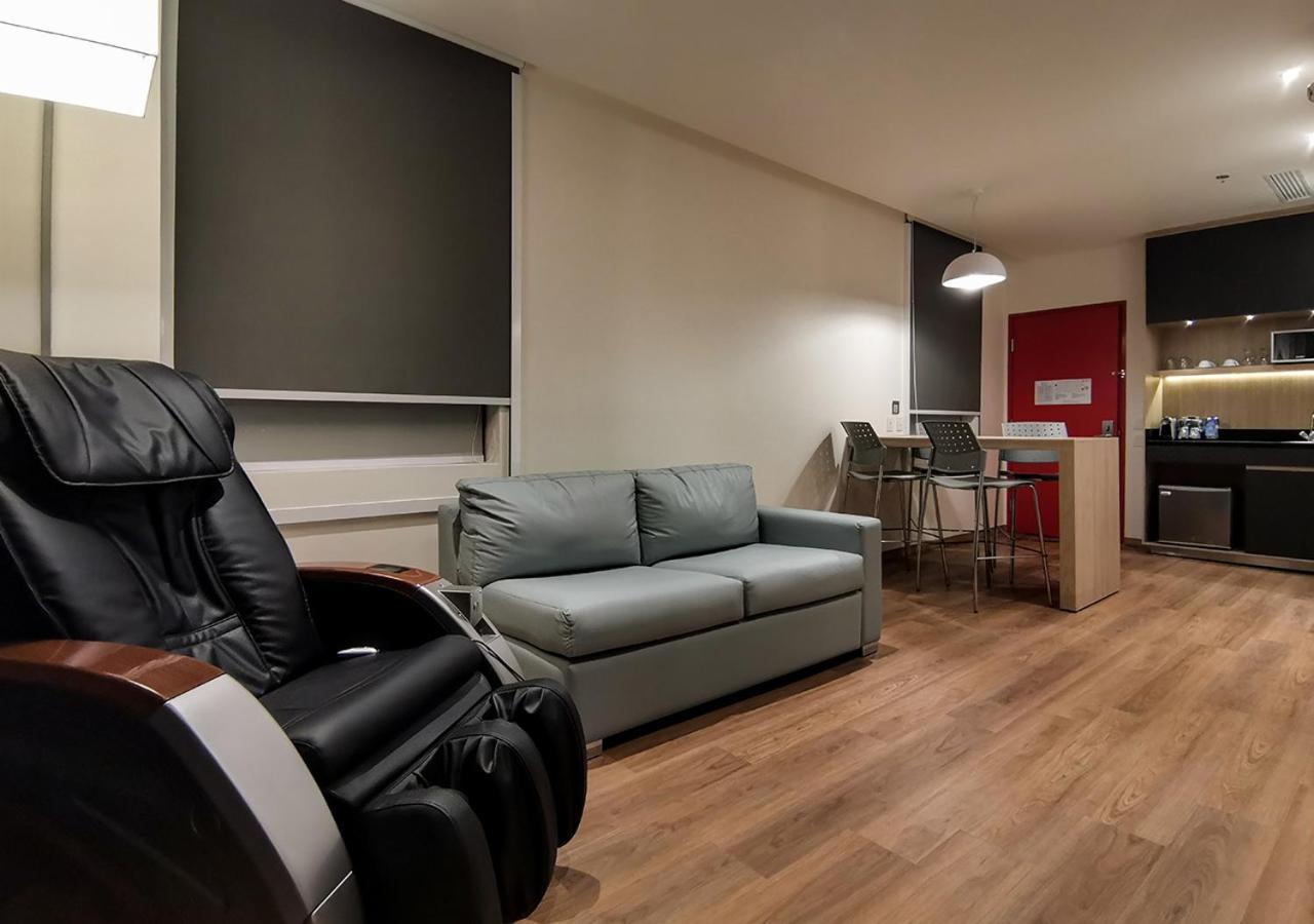 Ramada Encore By Wyndham Guadalajara Aeropuerto Las Pintas 외부 사진