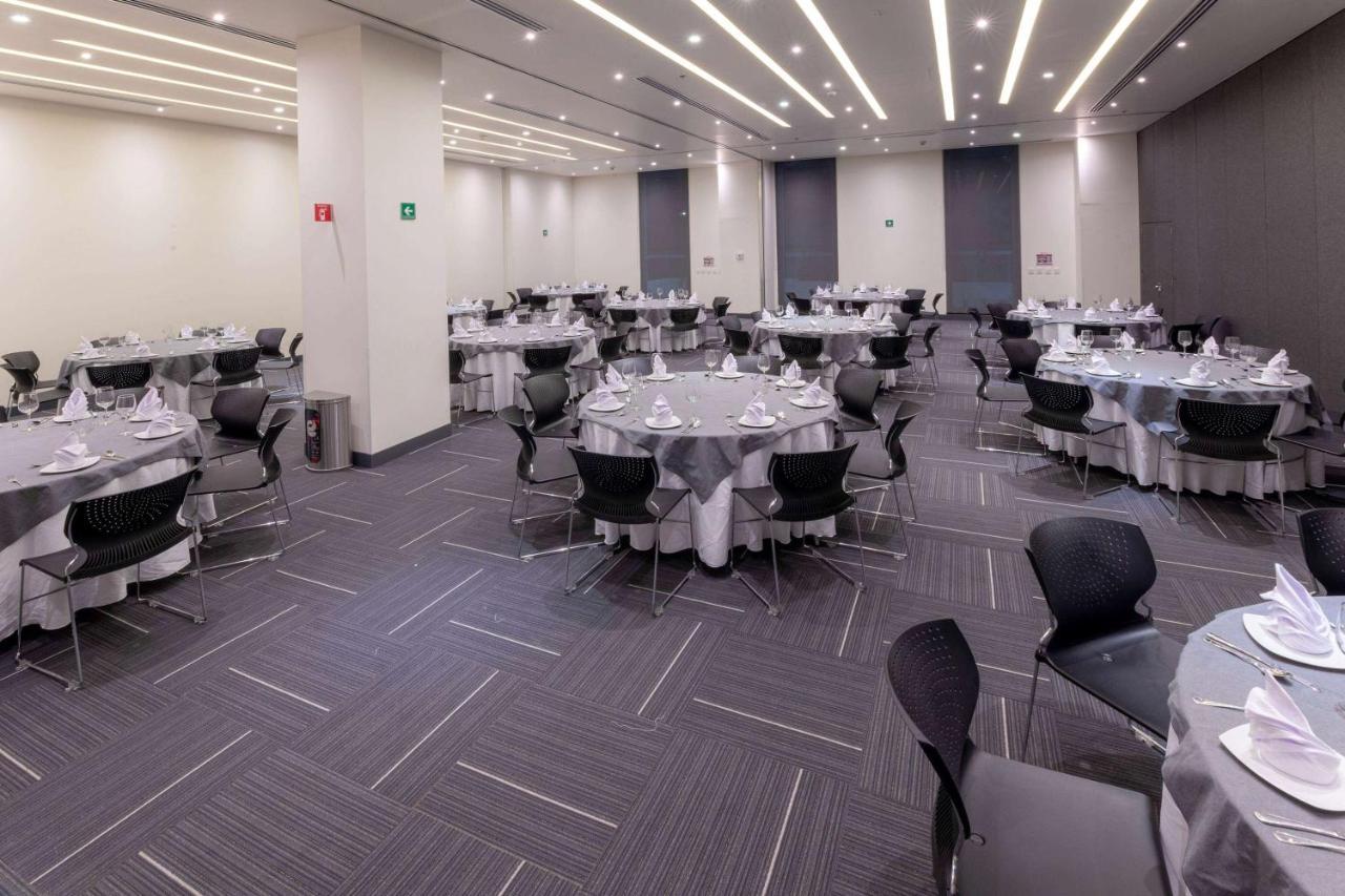 Ramada Encore By Wyndham Guadalajara Aeropuerto Las Pintas 외부 사진