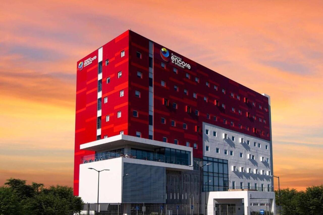 Ramada Encore By Wyndham Guadalajara Aeropuerto Las Pintas 외부 사진