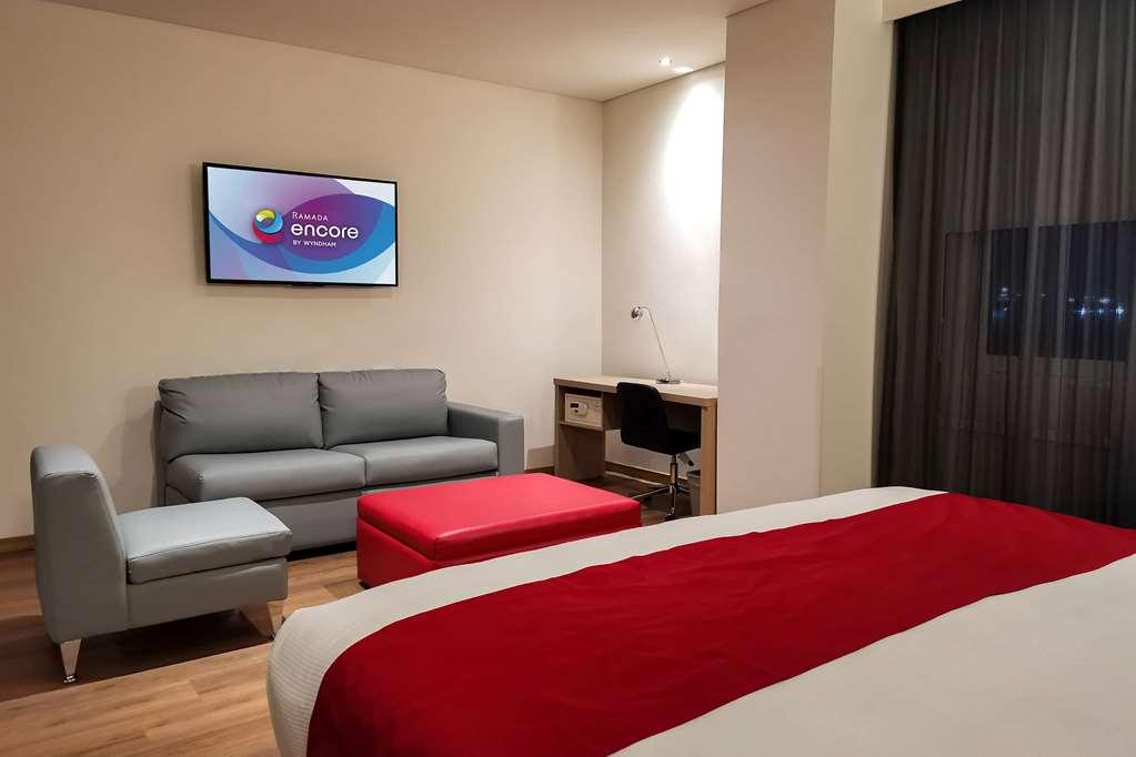 Ramada Encore By Wyndham Guadalajara Aeropuerto Las Pintas 객실 사진